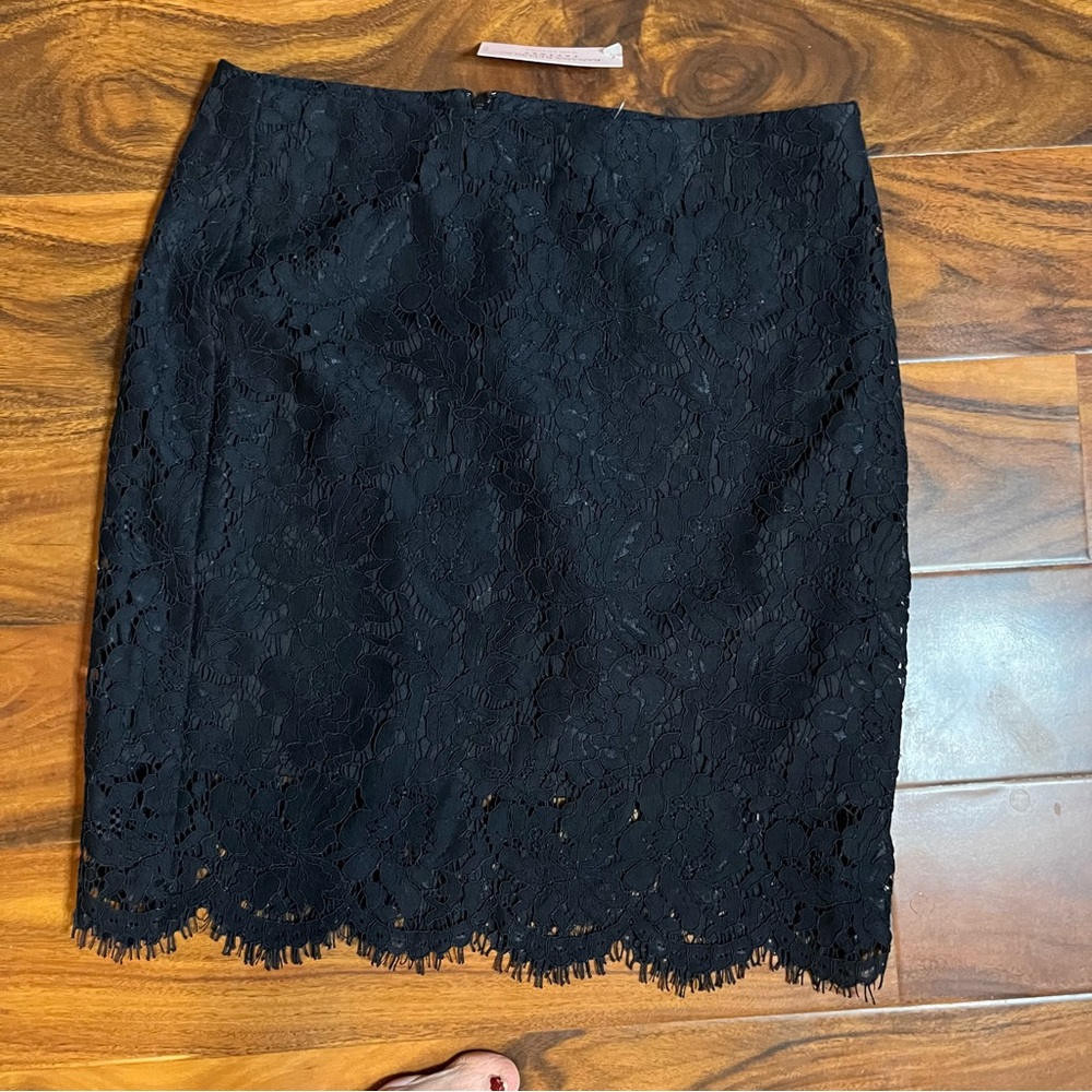 Banana Republic eyelet skirt size 6 petite